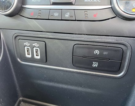Ford Ecosport 1.0 EcoSport Titanium 5dr 43