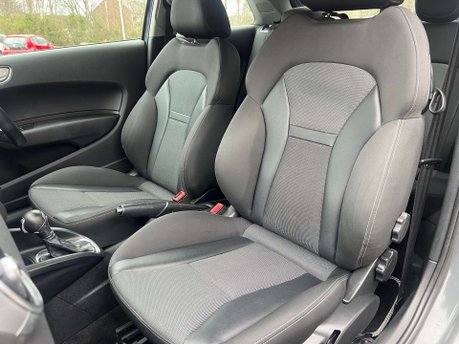 Audi A1 1.0 A1 Sport TFSI Semi-Auto 3dr 32