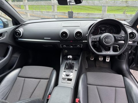 Audi A3 1.5 TFSI CoD 35 S line Euro 6 (s/s) 4dr 14