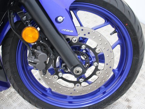 Yamaha R3 YZF R3 ABS 23