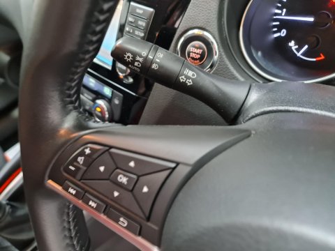 Nissan Qashqai 1.6 DIG-T N-Connecta Euro 6 (s/s) 5dr 33