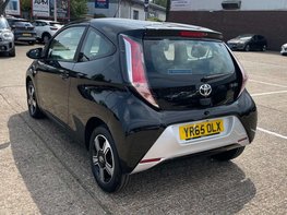Toyota Aygo 1.0 Aygo X-Clusiv VVT-I 3dr 8