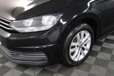 Volkswagen Touran SE FAMILY TDI BLUEMOTION TECHNOLOGY DSG 31