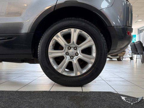 Land Rover Range Rover Evoque 2.0 eD4 SE Tech FWD Euro 6 (s/s) 5dr 65