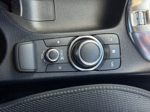 Mazda 2 SPORT NAV 18
