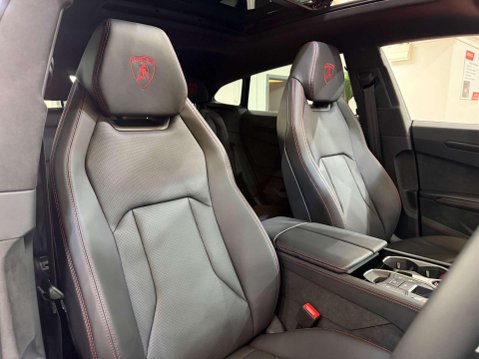 Lamborghini Urus 4.0 V8 BiTurbo 25.9kWh SE SUV 5dr Petrol Plug-in Hybrid Auto 4WD Euro 6 (80 31