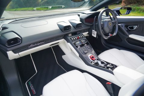 Lamborghini Huracan LP 610-4 SPYDER 8