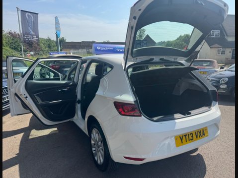 SEAT Leon 1.6 TDI CR SE Euro 5 (s/s) 5dr 29