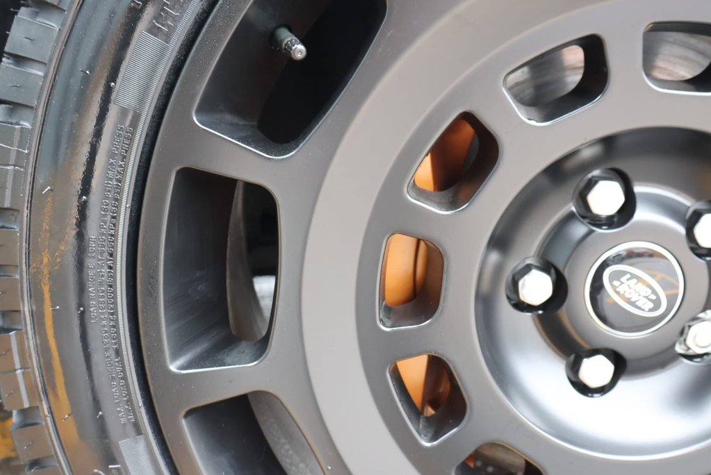 Land Rover Defender 110 2026 D350 HARD TOP X-DYNAMIC HSE PPF SEEKER STYLED WITH SEATS  12