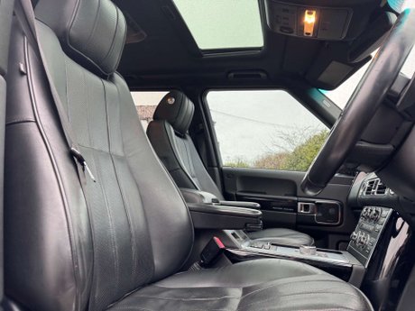 Land Rover Range Rover 4.4 Range Rover Westminster TDV8 Auto 4WD 5dr 22