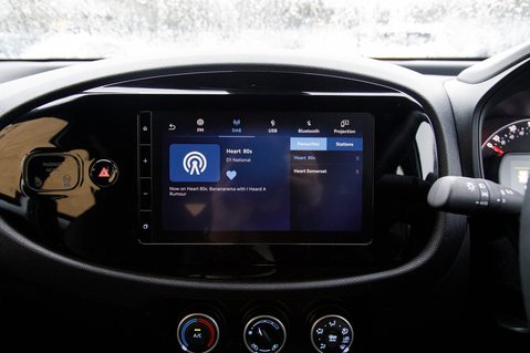 Toyota Aygo X VVT-I PURE 22