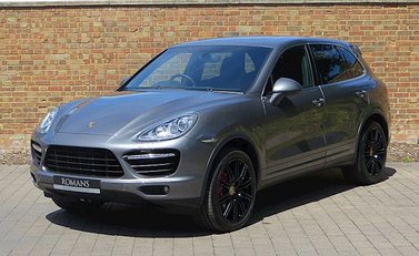 Porsche Cayenne Turbo 9