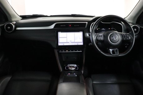 MG ZS TROPHY 43