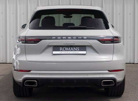 Porsche Cayenne V6 5