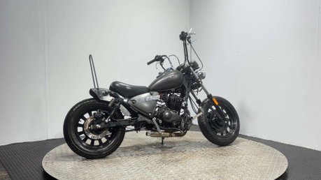 Keeway Superlight 125 125 Custom Cruiser Petrol Manual Euro 4 (10 ps) 2