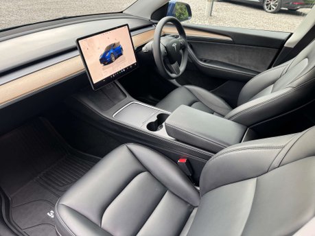 Tesla Model Y ModeL Y Long Range AWD 4WD 5dr 37