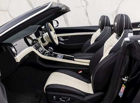 Bentley Continental GT V8 Convertible 16
