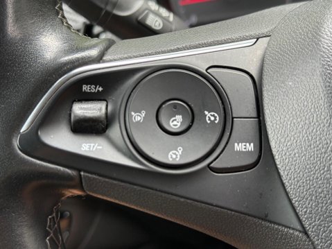Vauxhall Crossland 1.2 Elite Nav Euro 6 (s/s) 5dr 19