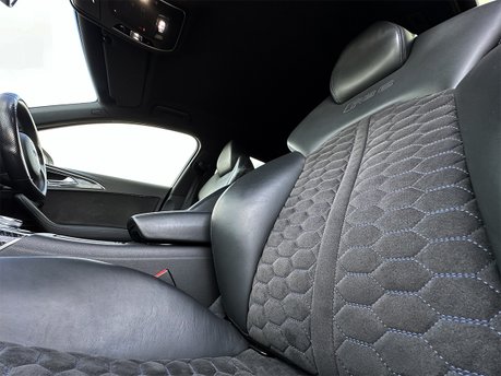 Audi A6 RS6 PLUS AVANT TFSI QUATTRO 54