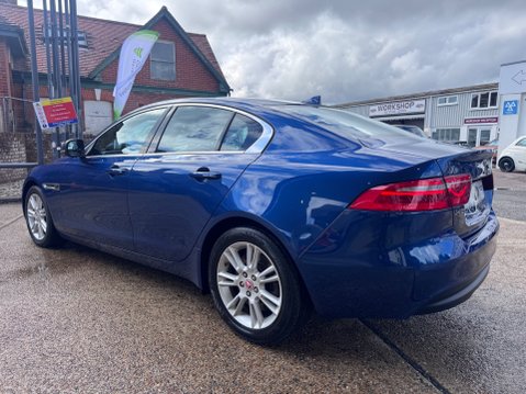 Jaguar XE GTDI PRESTIGE 7