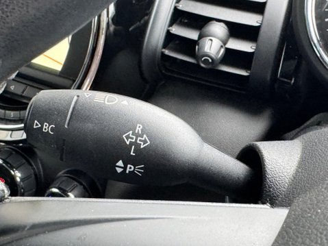 Mini Hatch 1.5 Cooper Euro 6 (s/s) 3dr 27