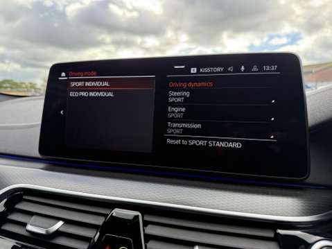 BMW 5 Series 2.0 520d MHT M Sport Saloon 4dr Diesel Hybrid Steptronic Euro 6 (s/s) (190 49