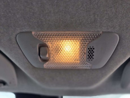 Toyota Aygo 1.0 VVT-i x-play Hatchback 5dr Petrol x-shift Euro 6 (Safety Sense) (71 ps) 24