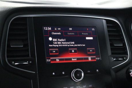 Renault Megane DYNAMIQUE NAV DCI 33