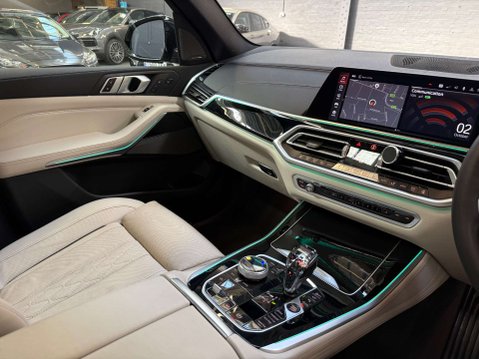 BMW X5 3.0 X5 M50D Auto 4WD 5dr 33