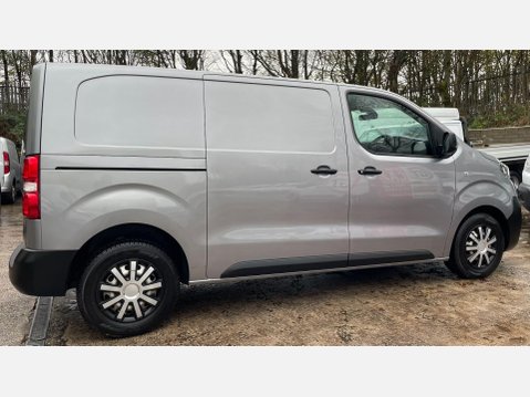 Peugeot Expert 2.0 BlueHDi 1400 Professional Standard Panel Van 6dr Diesel Manual MWB Euro 9