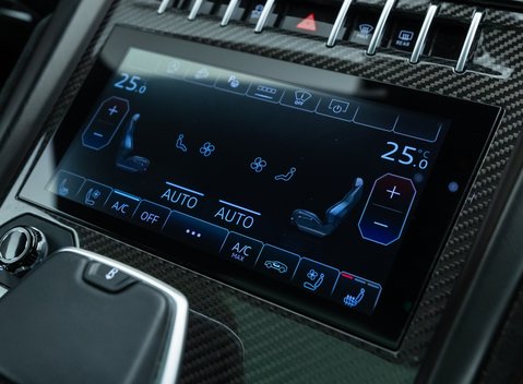 Lamborghini Urus PERFORMANTE 28