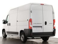 Peugeot Boxer 35 L2H2 PROFESSIONAL PV 8