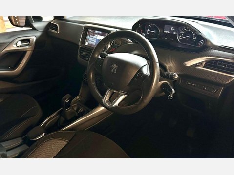 Peugeot 2008 1.2 PureTech Active SUV 5dr Petrol Manual Euro 6 (82 ps) 7