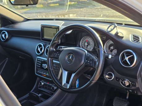 Mercedes-Benz A Class 2.1 A200d Sport Hatchback 5dr Diesel 7G-DCT Euro 6 (s/s) (136 ps) 58