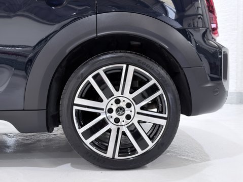Mini Countryman COOPER EXCLUSIVE 22