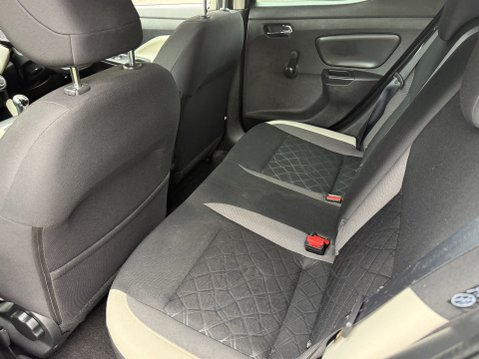 Nissan MICRA IG-T N-CONNECTA 34