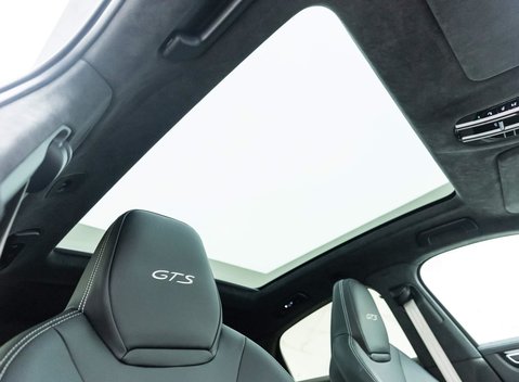 Porsche Cayenne GTS Coupé 9