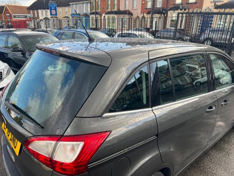 Ford Grand C-Max 1.0T EcoBoost Zetec Euro 6 (s/s) 5dr (Nav) 16