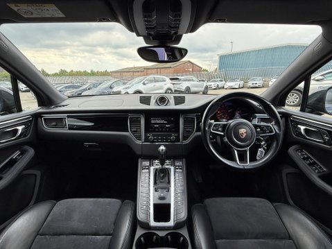 Porsche Macan 3.0T V6 GTS SUV 5dr Petrol PDK 4WD Euro 6 (s/s) (360 ps) 25
