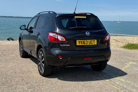 Nissan Qashqai 1.6 dCi 360 SUV 5dr Diesel Manual 4WD Euro 5 (s/s) (130 ps) 3