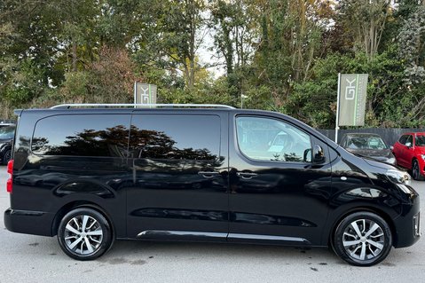 Toyota Proace Verso D-4D L2 VIP - 7 SEATER - AUTOMATIC  2