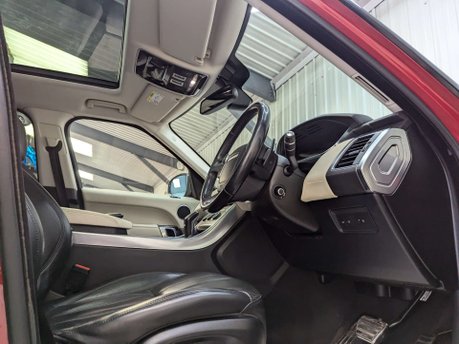 Land Rover Range Rover Sport 3.0 Range Rover Sport HSE Dynamic SDV6 Auto 4WD 5dr 43