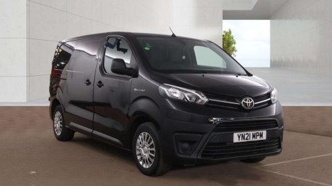 2021 TOYOTA PROACE