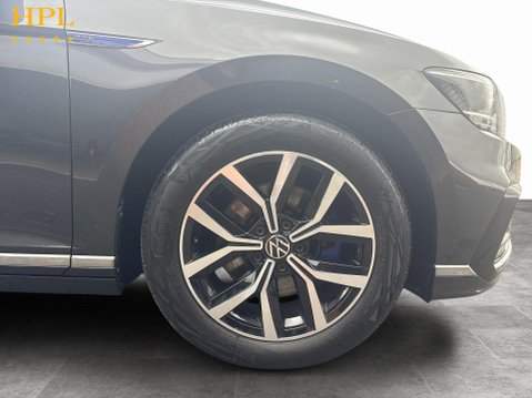 Volkswagen Passat 1.4 TSI 13kWh GTE Saloon 4dr Petrol Plug-in Hybrid DSG Euro 6 (s/s) (218 ps 10