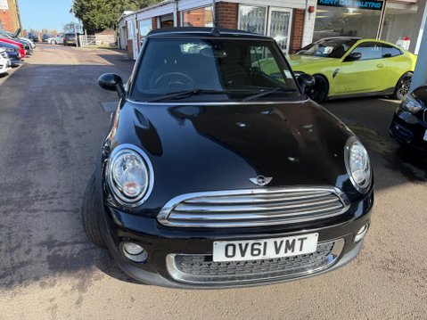 Mini Convertible 2.0 Cooper D Auto Euro 5 2dr 9