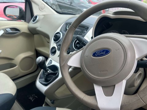 Ford Ka 1.2 Ka Zetec 3dr 29