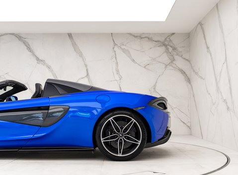 McLaren 570S Spider 26