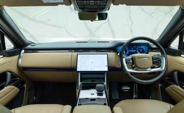 Land Rover Range Rover P400 Autobiography LWB 20