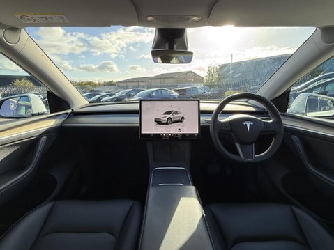 Tesla Model Y SUV 5dr Electric Auto RWD (346 ps) 27