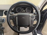 Land Rover Discovery 3.0 Discovery SE Tech SDV6 Auto 4WD 5dr 74